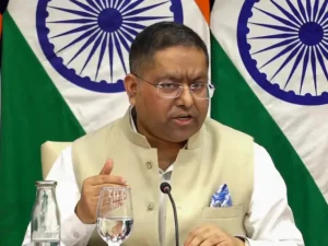 "मुर्शिदाबाद हिंसा पर भारत का बांग्लादेश को करारा जवाब – कहा, अपने गिरेबान में झांके ढाका"