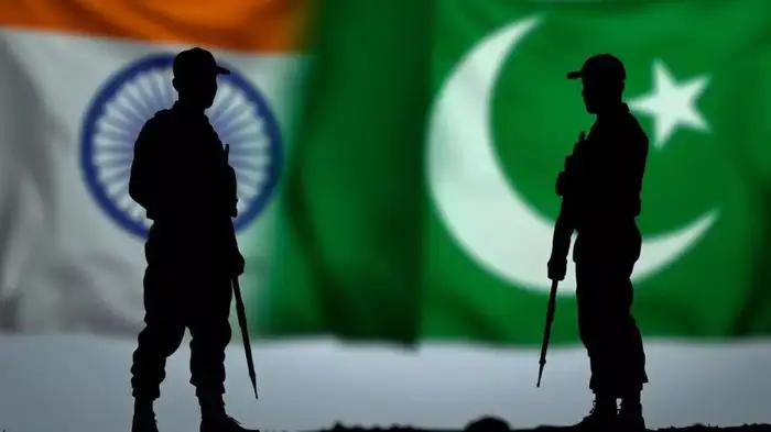 पाकिस्तान ने चंद घंटों में तोड़ा सीजफायर