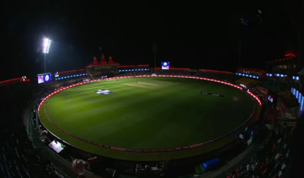धर्मशाला में खेला जा रहा मैच रद्द