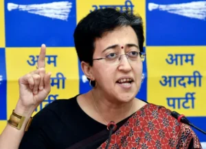 दिल्ली में AAP का BJP पर हमला: निजी स्कूल फीस बिल और झुग्गी तोड़फोड़ को लेकर बढ़ा सियासी तनाव