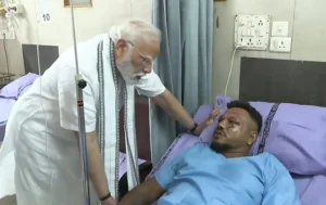 अहमदाबाद विमान हादसा: चमत्कारिक रूप से बचे विश्वास रमेश ने सुनाई दिल दहला देने वाली आपबीती