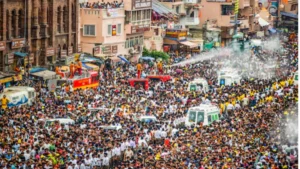 पुरी रथ यात्रा के दौरान भारी भीड़ में अटका भगवान बलभद्र का रथ, 600 श्रद्धालु घायल