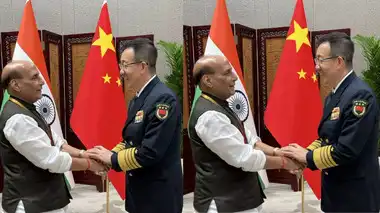 रक्षा मंत्री राजनाथ सिंह एससीओ रक्षा मंत्रियों की बैठक के लिए चीन का दौरा किया।