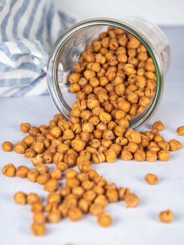 5 Power-Packed Foods to Pair with Roasted Chana for Healthy Snackin