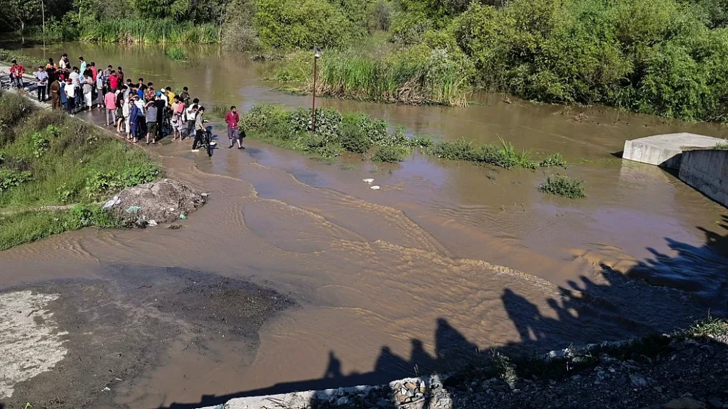 Rain Havoc 2025: हिमाचल में 343 की मौत, दिल्ली में बाढ़ और पंजाब में तबाही