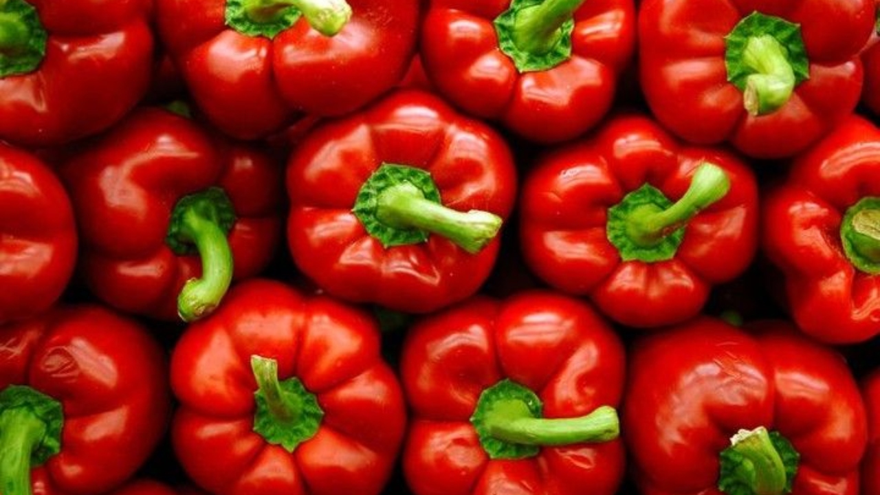 5 Vegetables with More Vitamin C Than Oranges