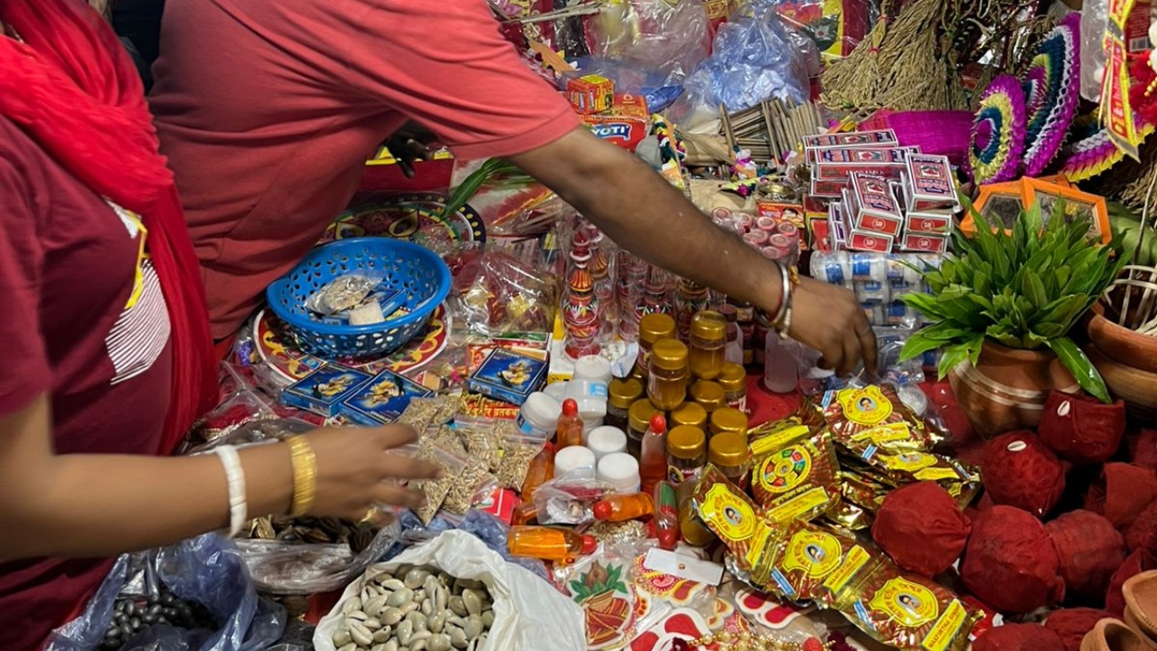 From Bijaya Dashami to Laxmi Puja, festive fever in Bengali