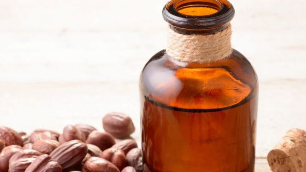 5 Best Face Oils for Glowing & Healthy Skin