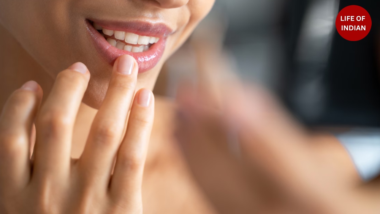 Dark and Chapped Lips: Why It Happens in Winter