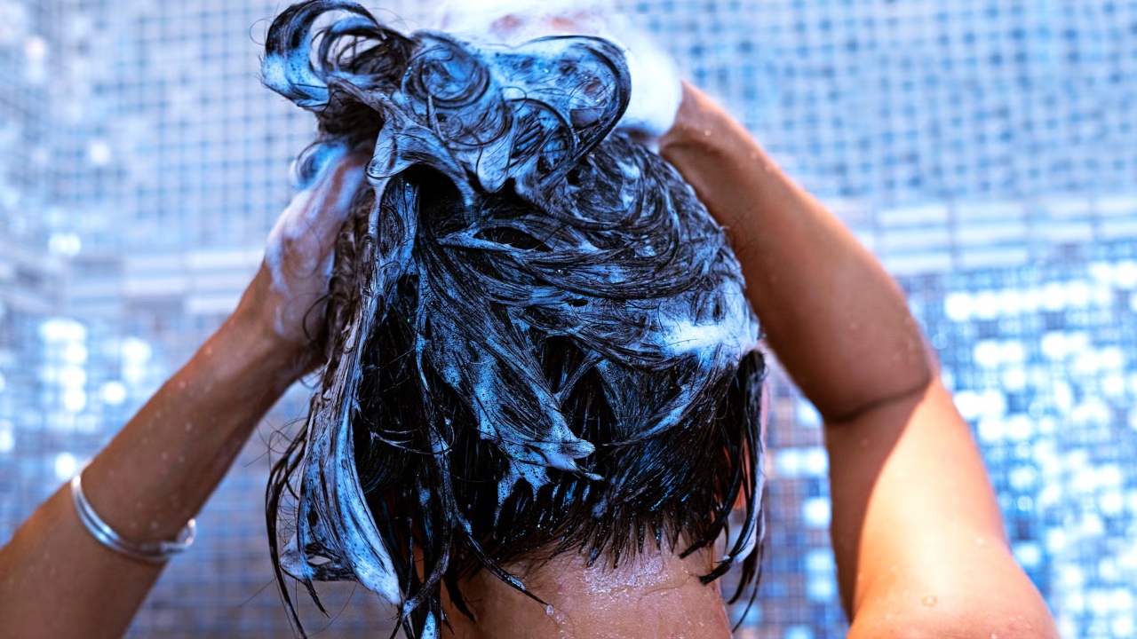 Use a Mild, Moisturizing Shampoo