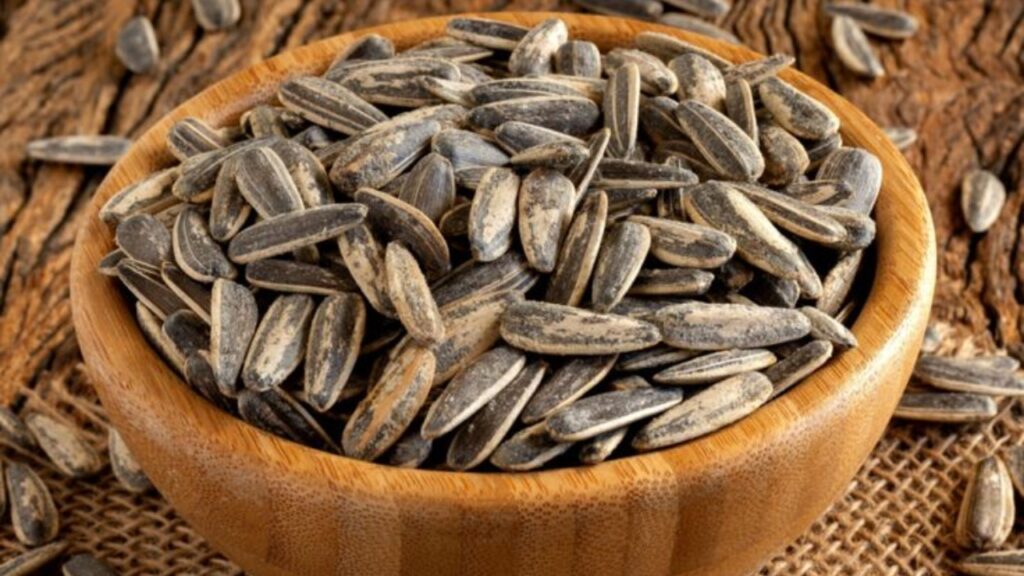 5-Seed Trail Mix for Glowing Skin – Eat Your Way to Radiance