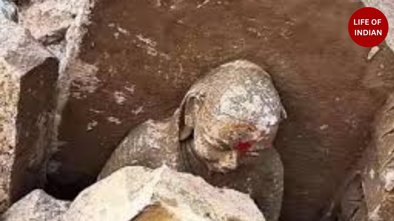 Manikarnika Ghat Viral Video Truth_ What Was Demolished During Kashi Redevelopment