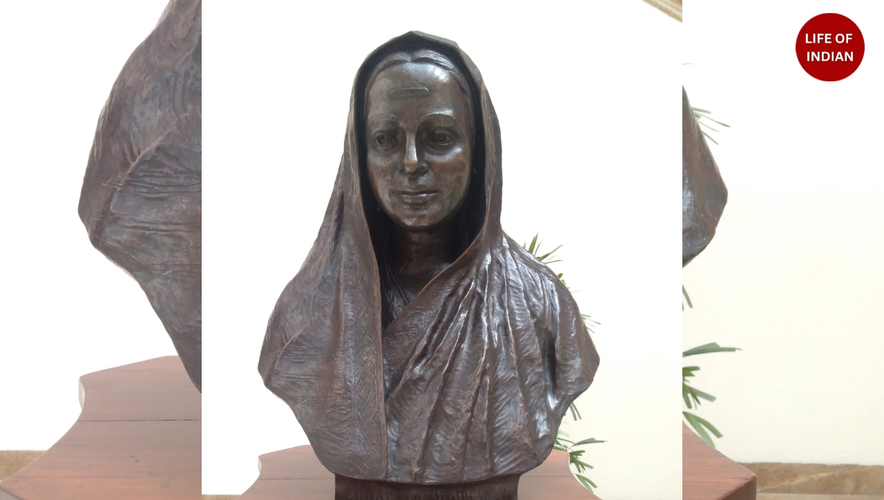 Bharat ki beti Savitribai Phule