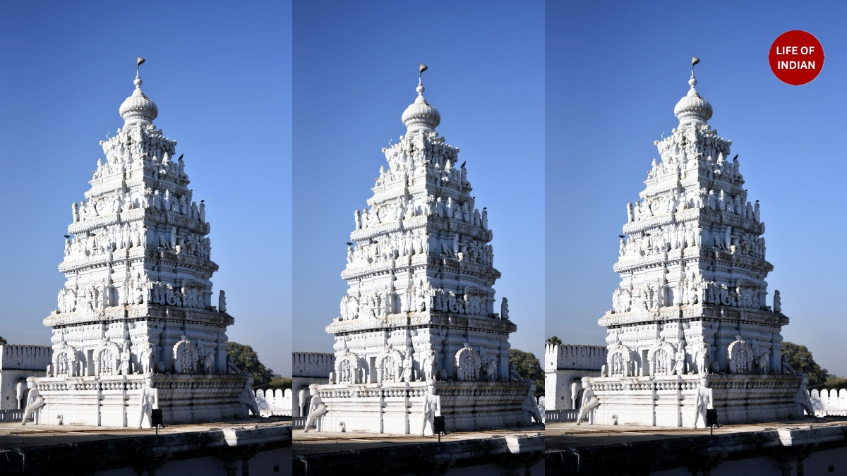 800-Year-Old Temple in Hyderabad Where a Heavy Stone Floats in Water – Mystery Explained