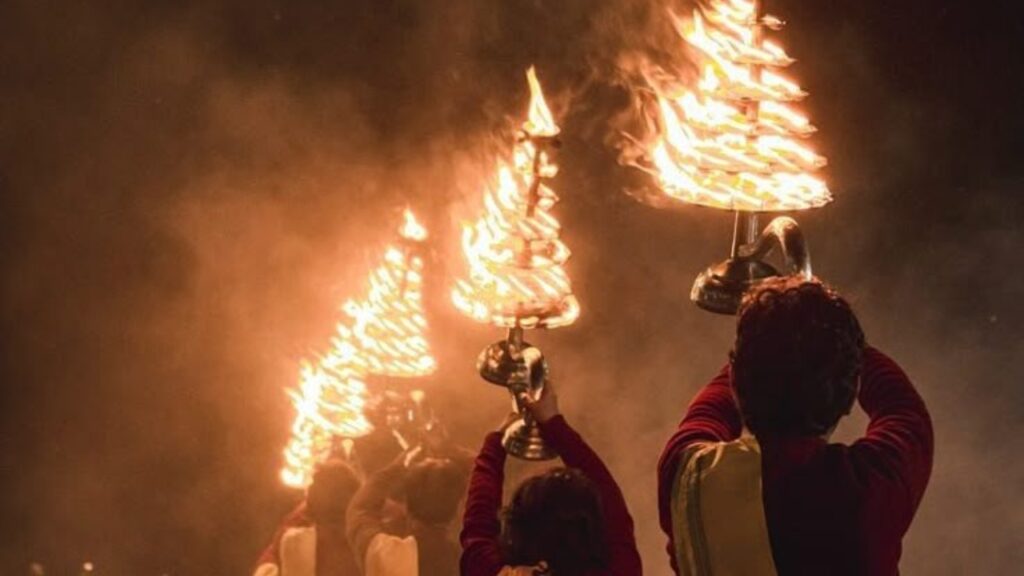 Top 7 Facts About India That Amaze The World